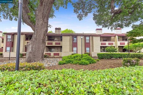 Property photo of 1391 monument boulevard 20, concord, CA 94520