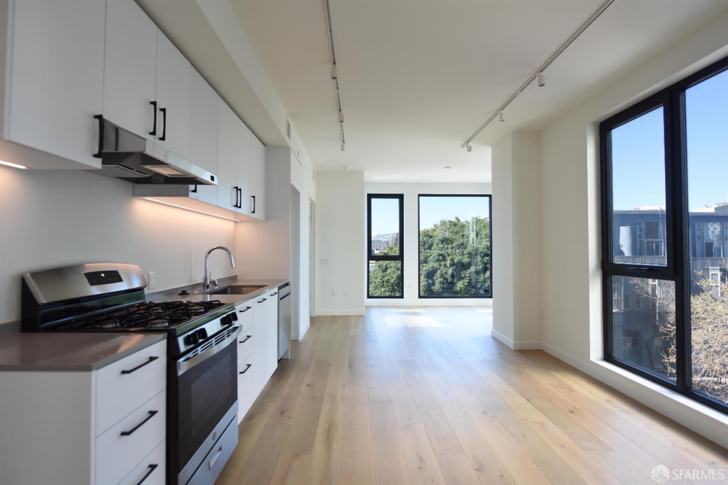 395 6th Street 413