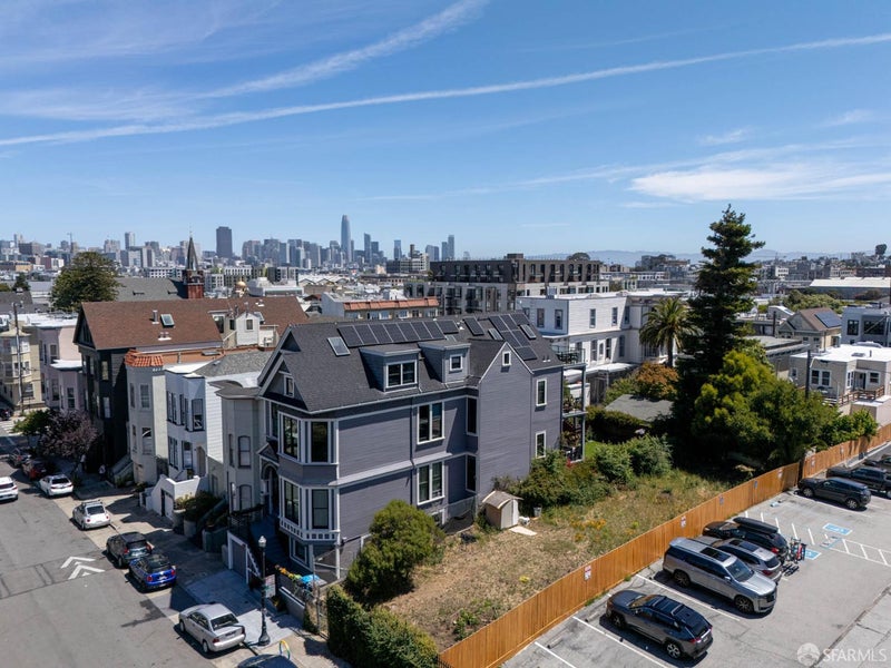 437 Capp Street