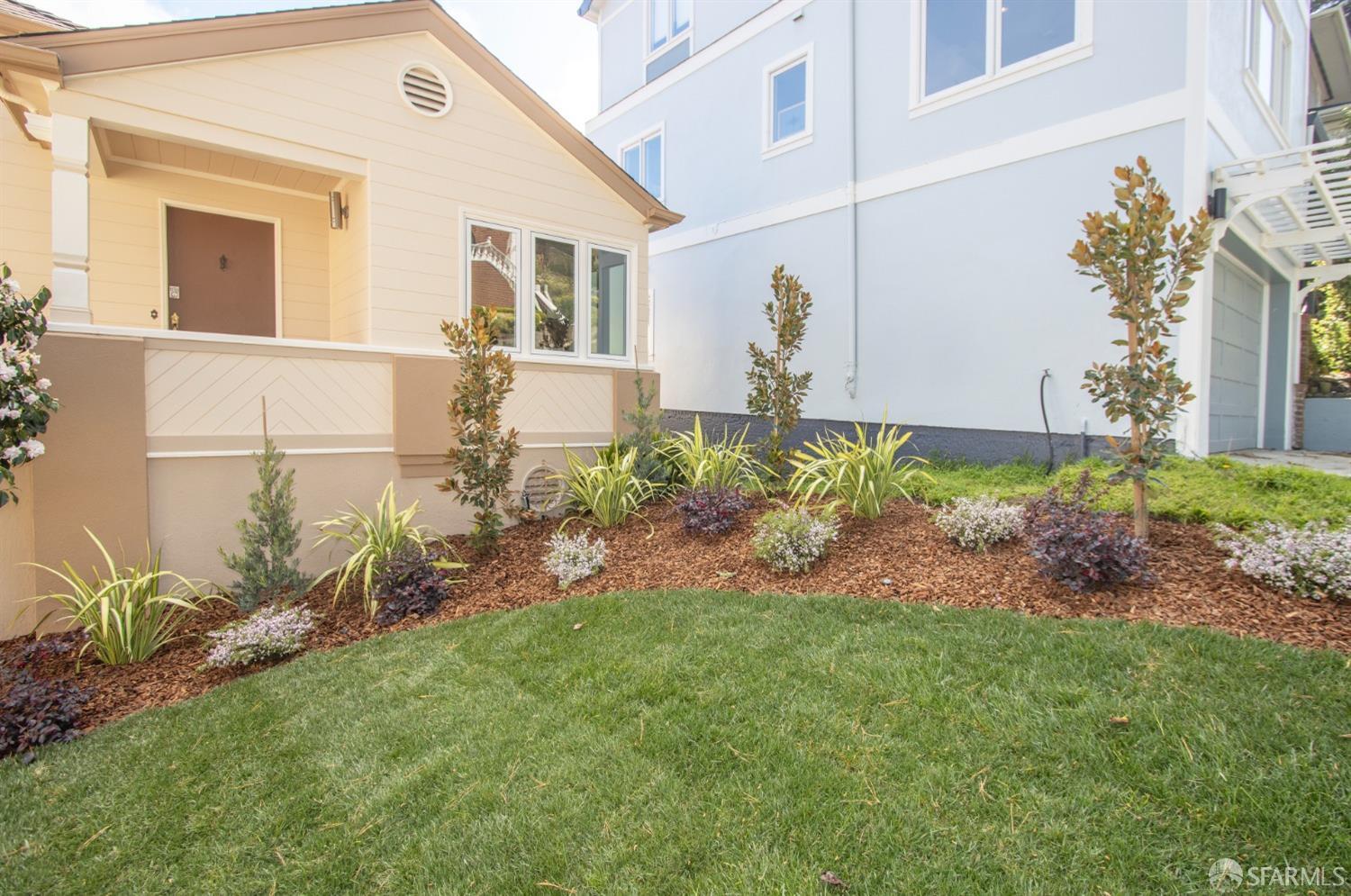 San Francisco, California 94116, United States, 3 Bedrooms Bedrooms, ,2 BathroomsBathrooms,Residential,Pending,82261