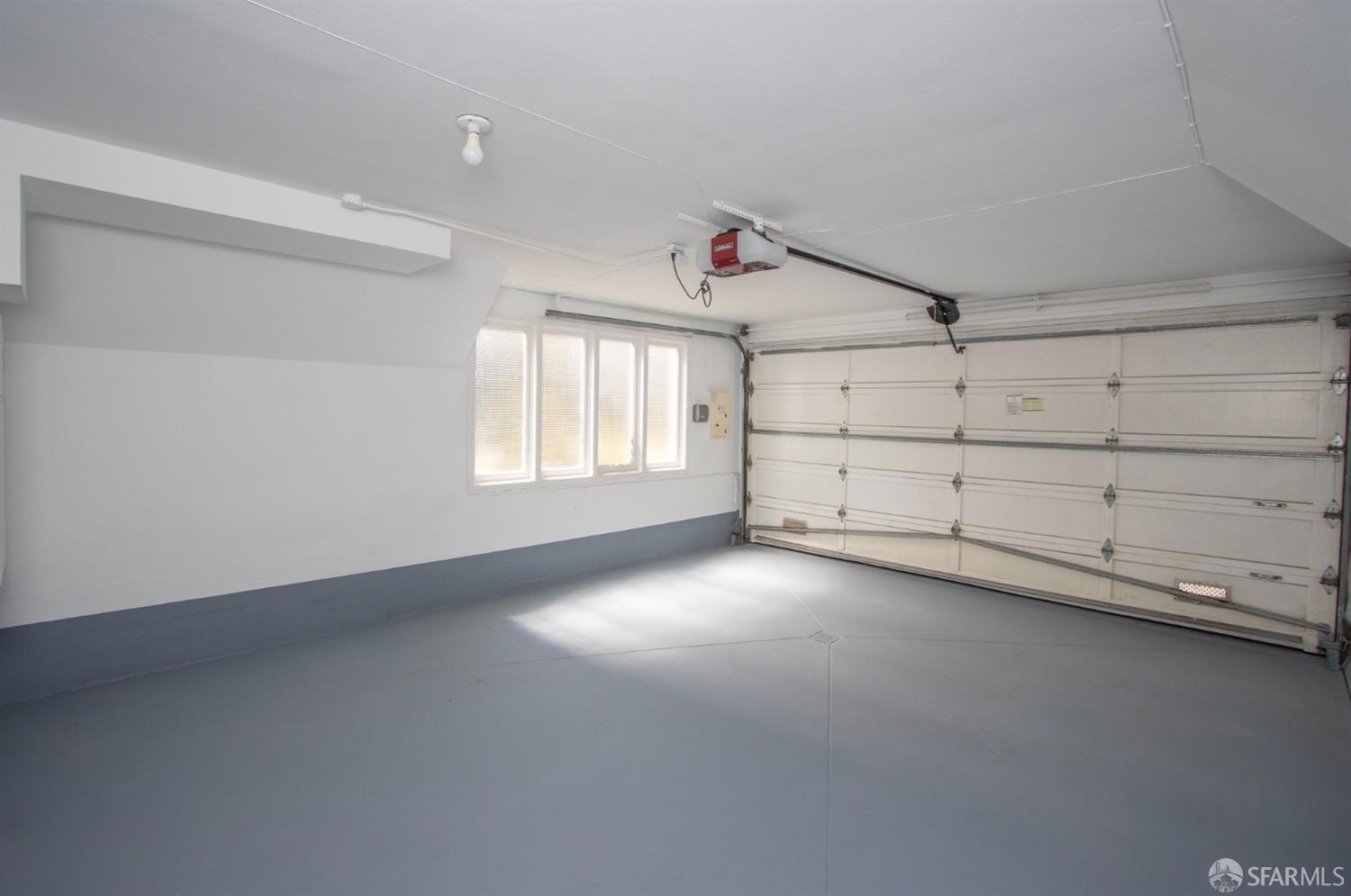 San Francisco, California 94116, United States, 3 Bedrooms Bedrooms, ,2 BathroomsBathrooms,Residential,Pending,82261