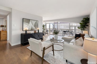 2200 Pacific Avenue 9E San Francisco CA 94115