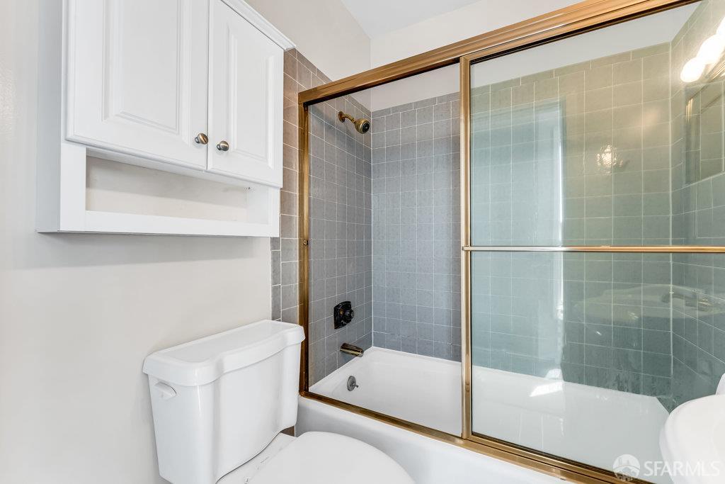 San Francisco, California 94115, United States, 1 Bedroom Bedrooms, ,1 BathroomBathrooms,Residential,Active,203390