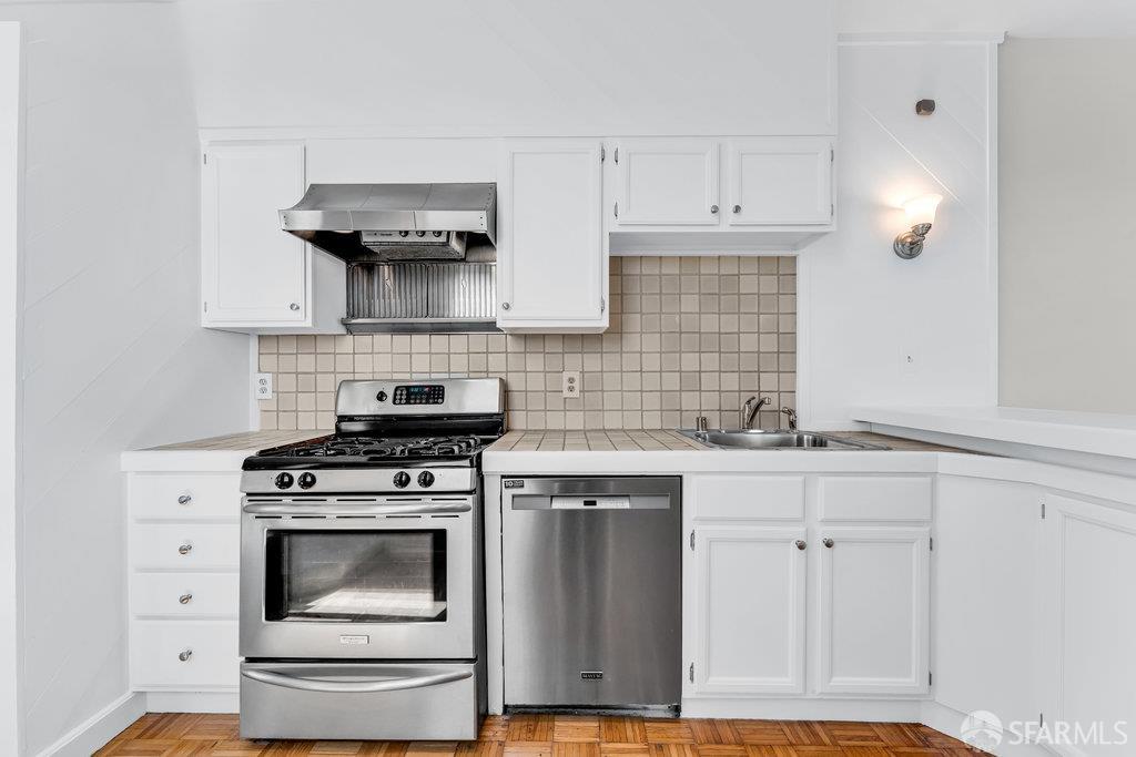 San Francisco, California 94115, United States, 1 Bedroom Bedrooms, ,1 BathroomBathrooms,Residential,Active,203390