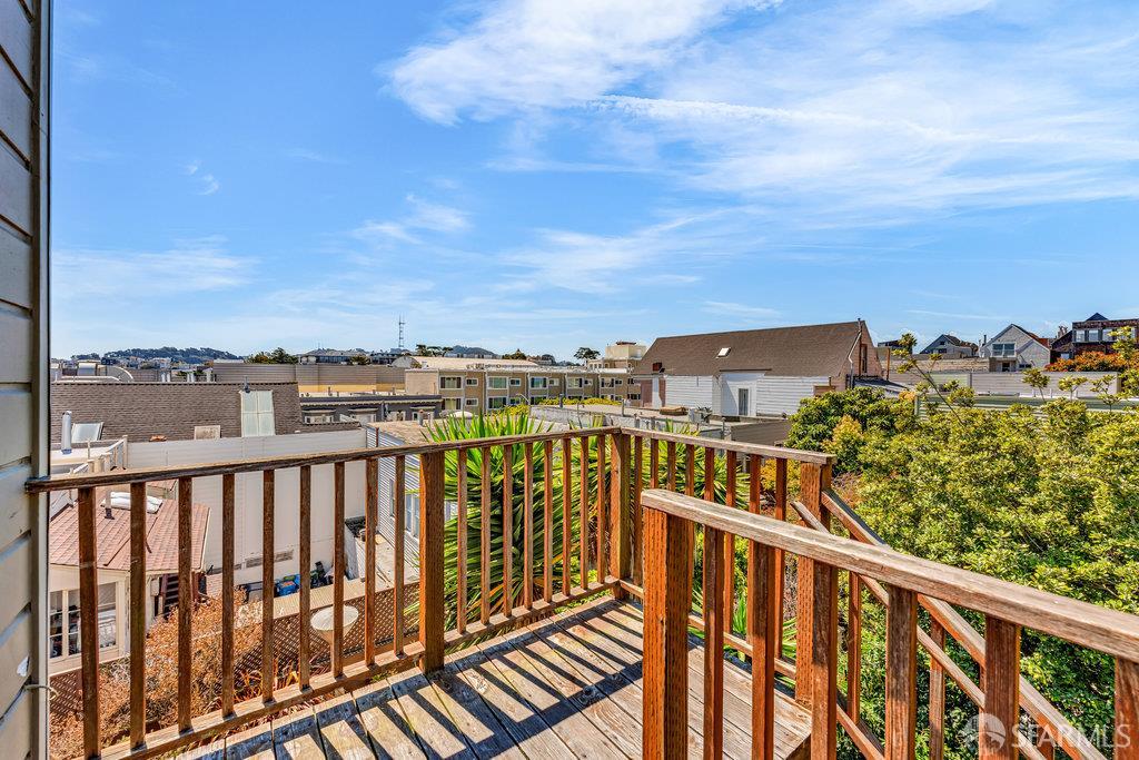 San Francisco, California 94115, United States, 1 Bedroom Bedrooms, ,1 BathroomBathrooms,Residential,Active,203390