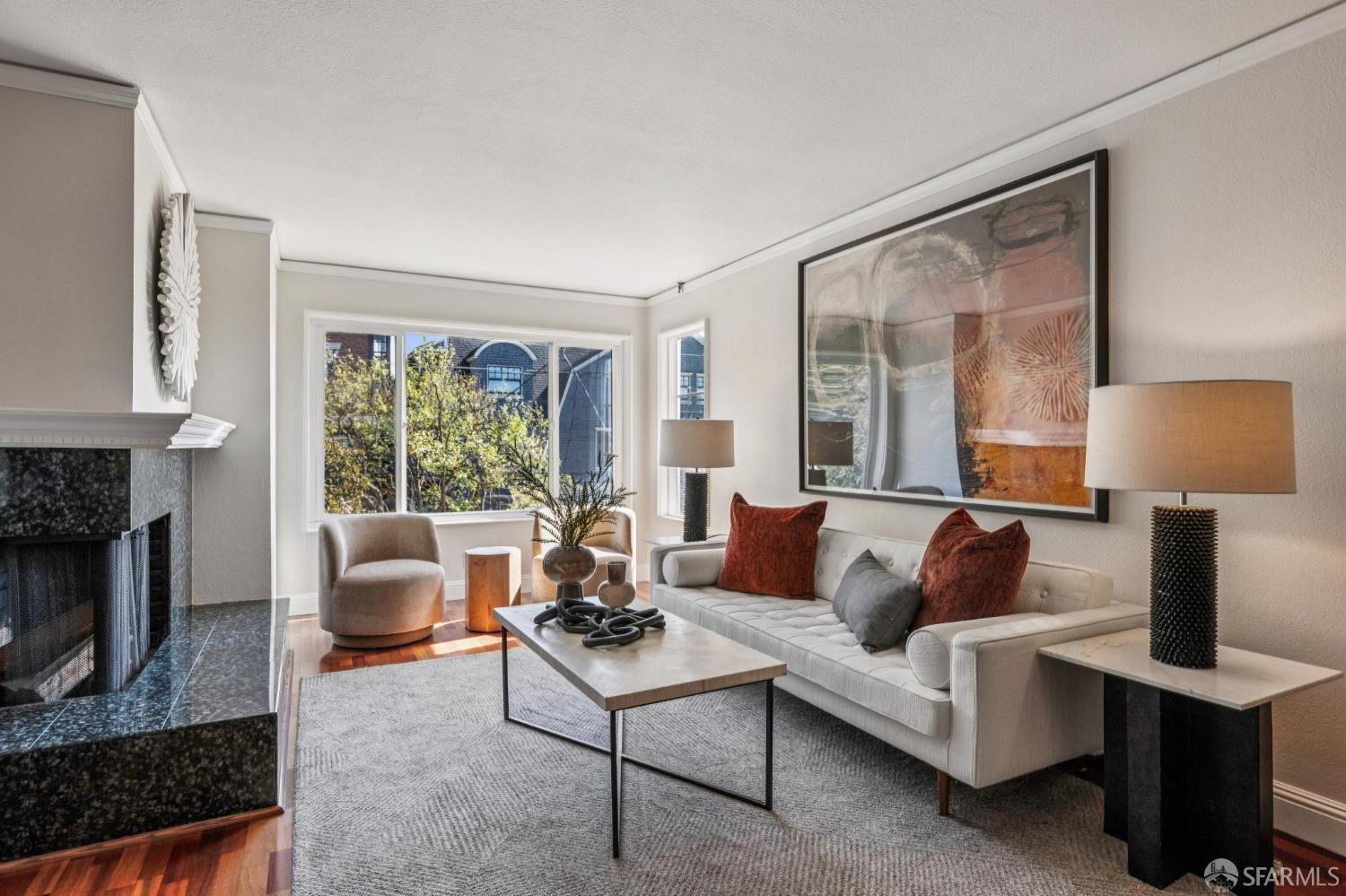 2315 Divisadero Street M