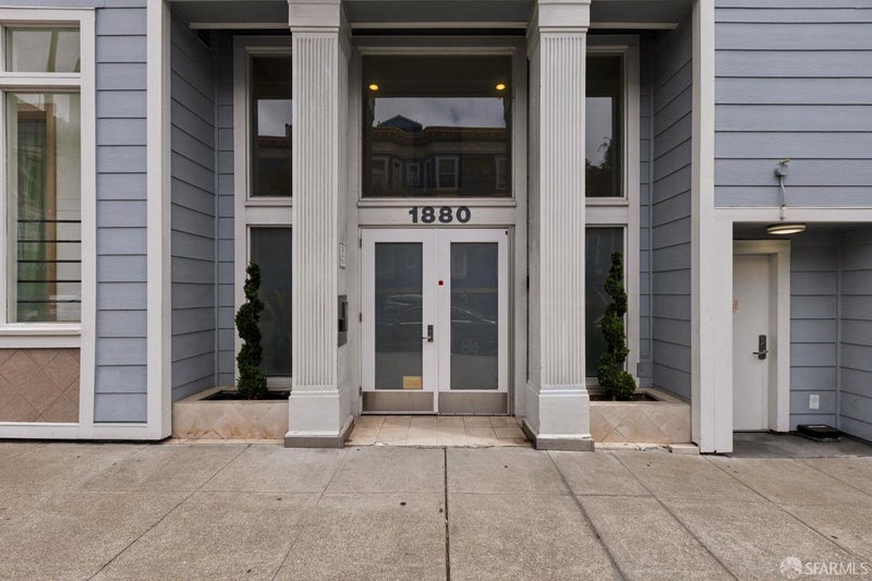 1880 Steiner Street 401