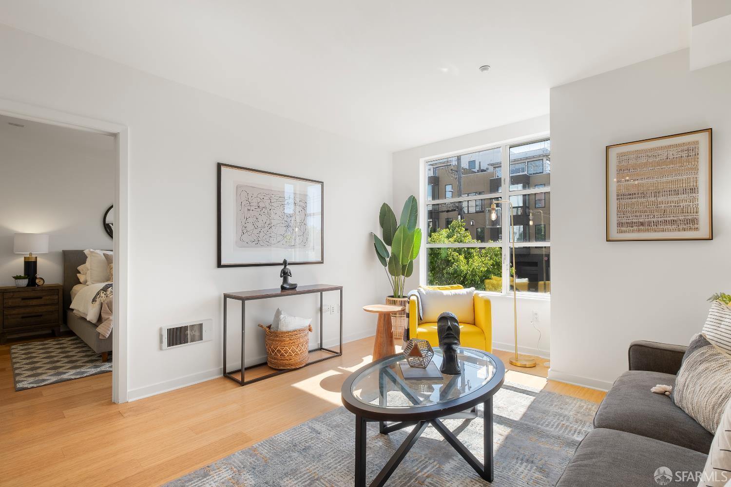 451 Kansas Street 362