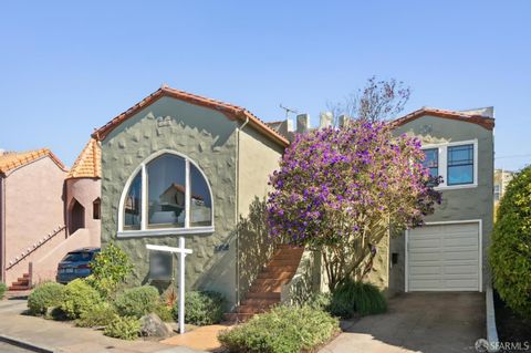 Photo of 2292 16th Avenue, San Francisco, CA 94116 (MLS # 425079576)