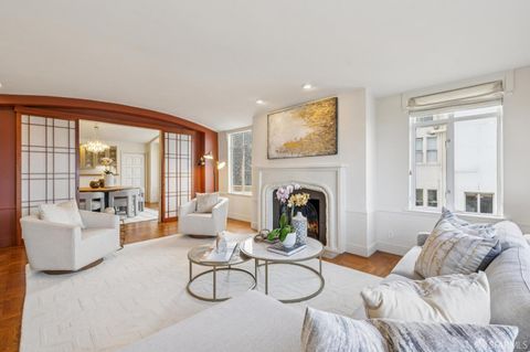 Photo of 2100 Green Street #206, San Francisco, CA 94123 (MLS # 425083343) Photo of 2100 Green Street #206, San Francisco, CA 94123 (MLS # 425083343)