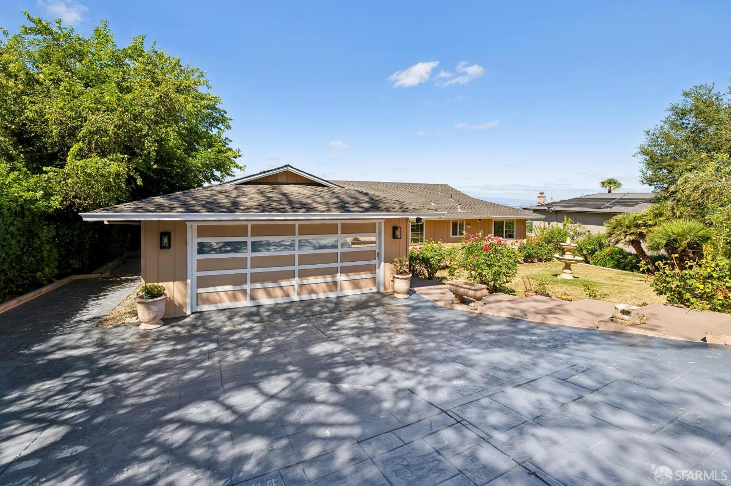 10125 Roseview Drive