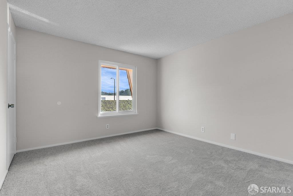 South San Francisco, California 94080, United States, 2 Bedrooms Bedrooms, ,2 BathroomsBathrooms,Residential,Active,251100