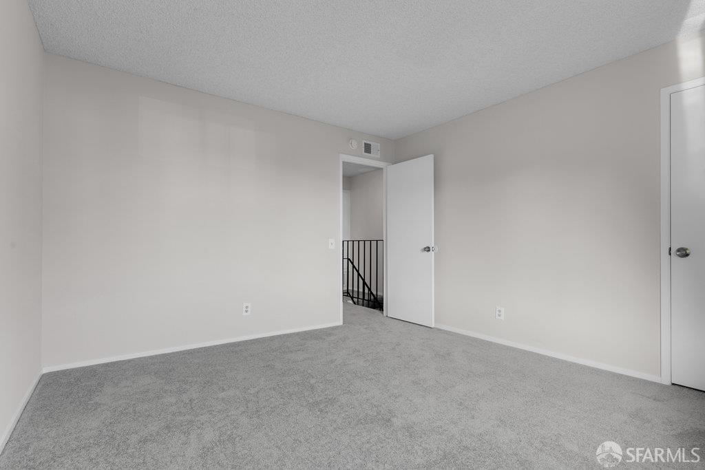 South San Francisco, California 94080, United States, 2 Bedrooms Bedrooms, ,2 BathroomsBathrooms,Residential,Active,251100