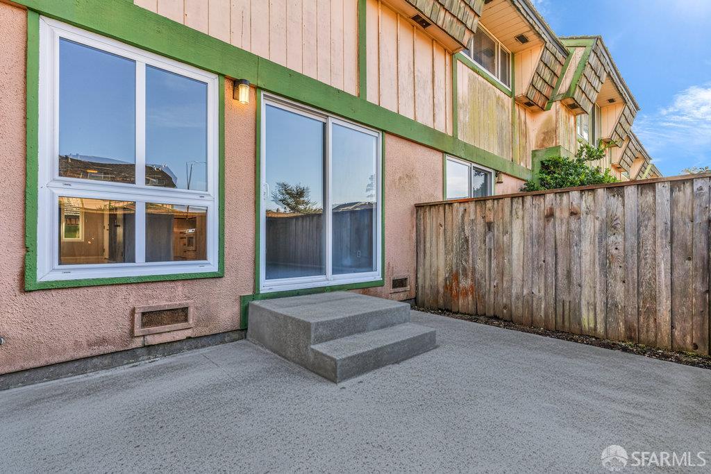 South San Francisco, California 94080, United States, 2 Bedrooms Bedrooms, ,2 BathroomsBathrooms,Residential,Active,251100