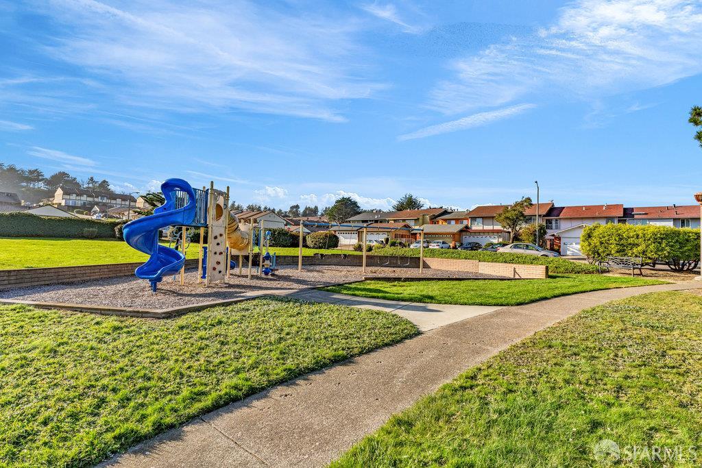 South San Francisco, California 94080, United States, 2 Bedrooms Bedrooms, ,2 BathroomsBathrooms,Residential,Active,251100