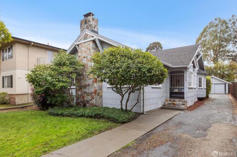 Photo of 1115 Capuchino Avenue, Burlingame, CA 94010 (MLS # 425084107) Photo of 1115 Capuchino Avenue, Burlingame, CA 94010 (MLS # 425084107)