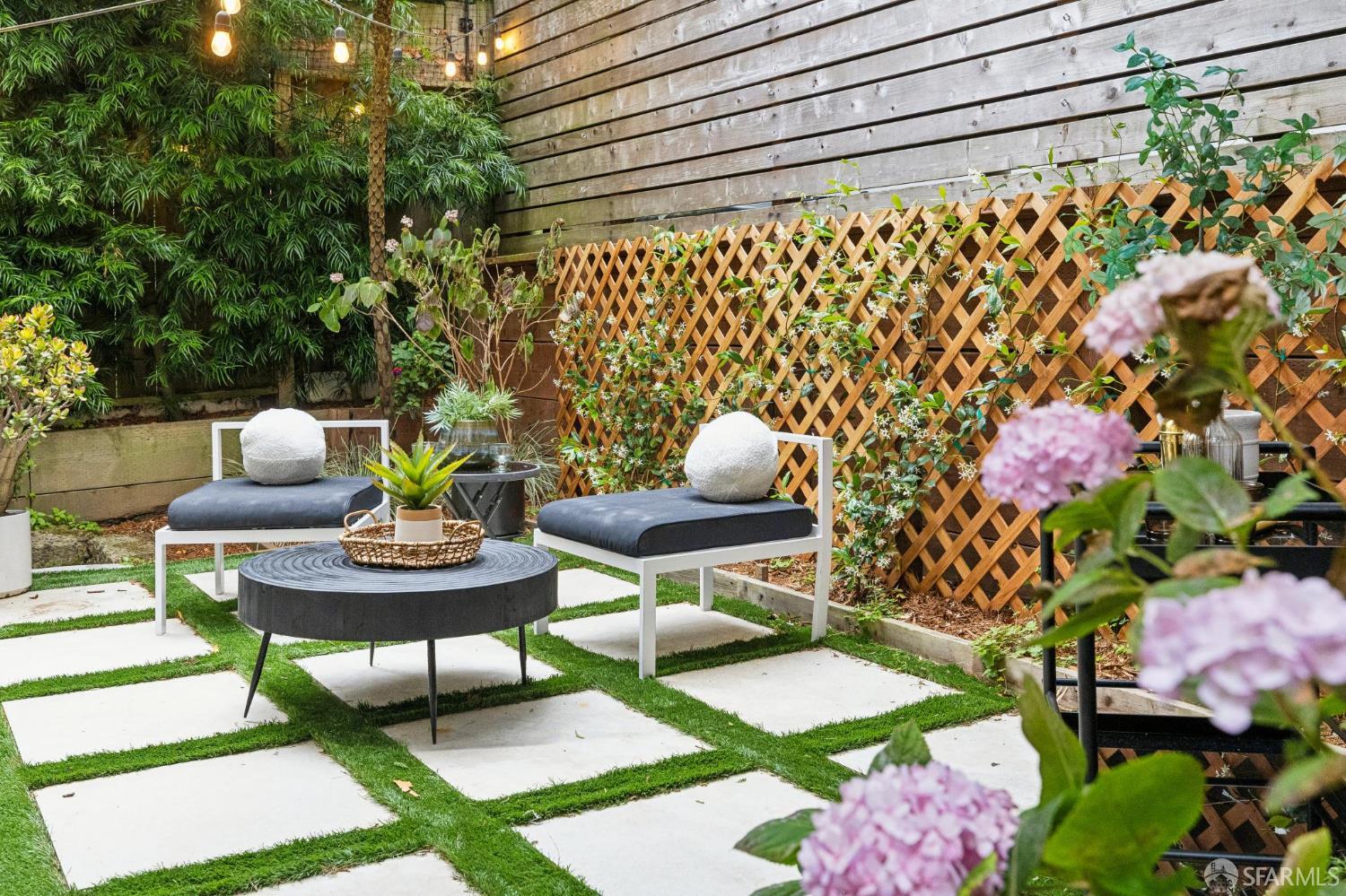 260 Downey Street