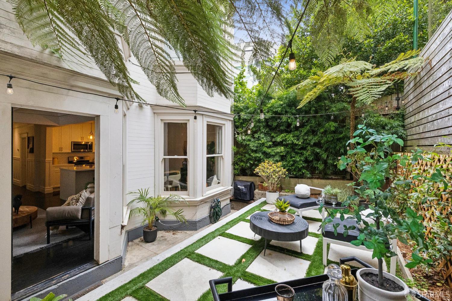 260 Downey Street