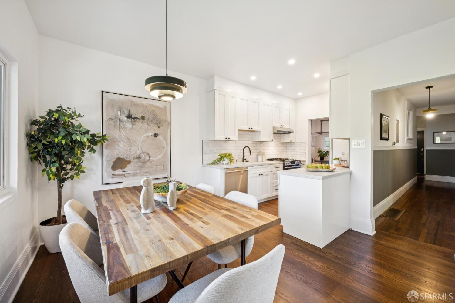 48 Caselli Avenue
