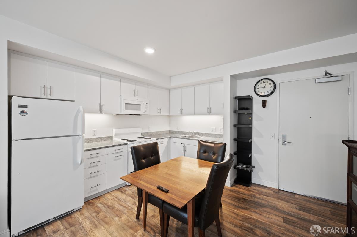 1400 Mission Street 212
