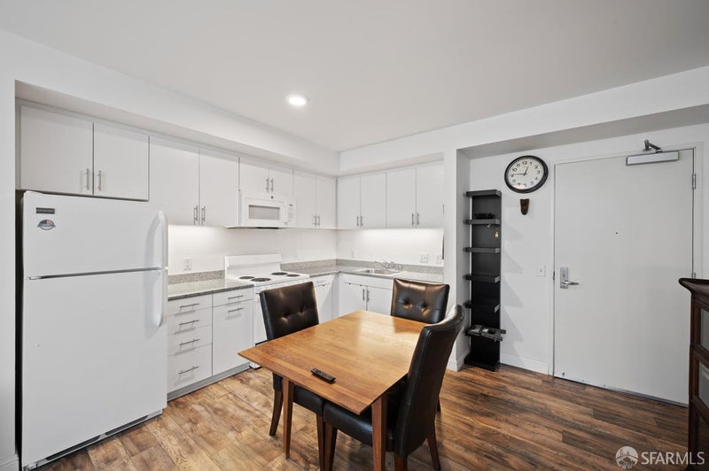 1400 Mission Street 212