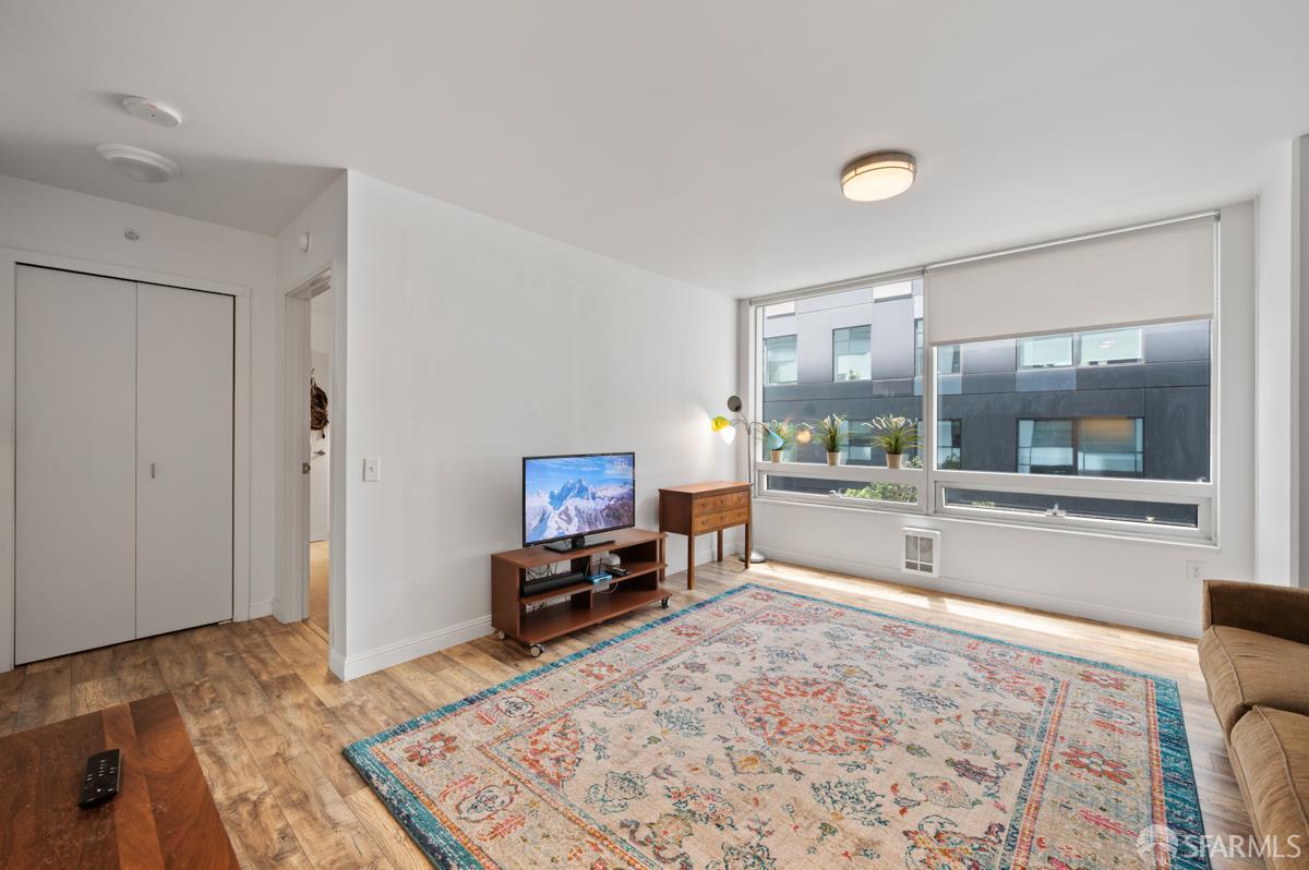 1400 Mission Street 212