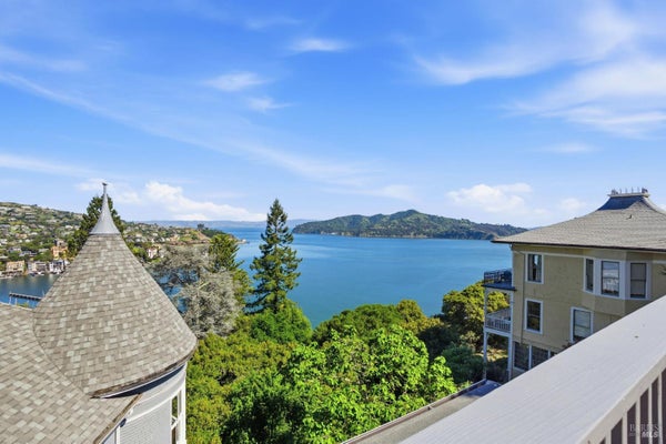 172 BELLA VISTA AVE # C, BELVEDERE, CA 94920 - Image 7b8af0867bfde64a421f2df2929fd32d/3044371852