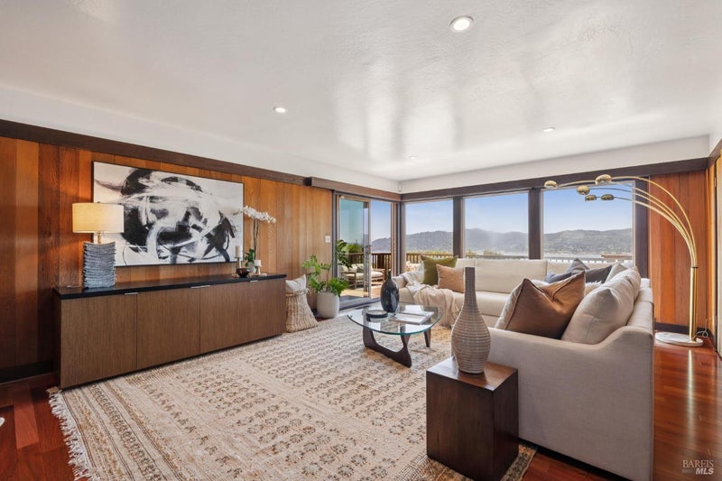 144 Hacienda Drive