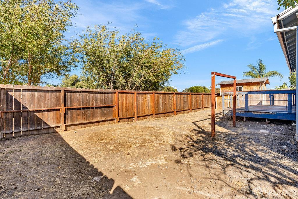 Pittsburg, California 94565, United States, 4 Bedrooms Bedrooms, ,2 BathroomsBathrooms,Residential,Pending,208895