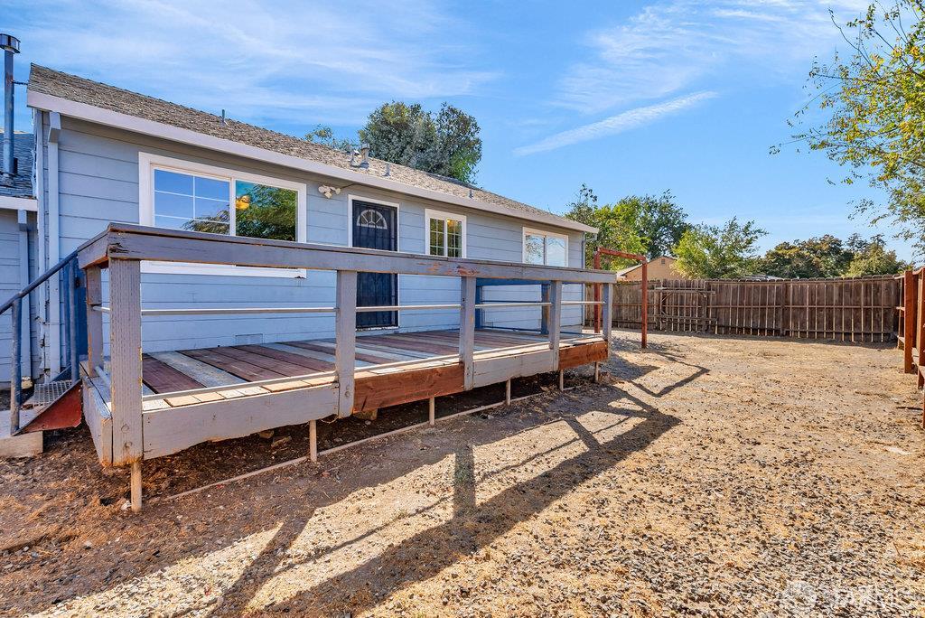 Pittsburg, California 94565, United States, 4 Bedrooms Bedrooms, ,2 BathroomsBathrooms,Residential,Pending,208895