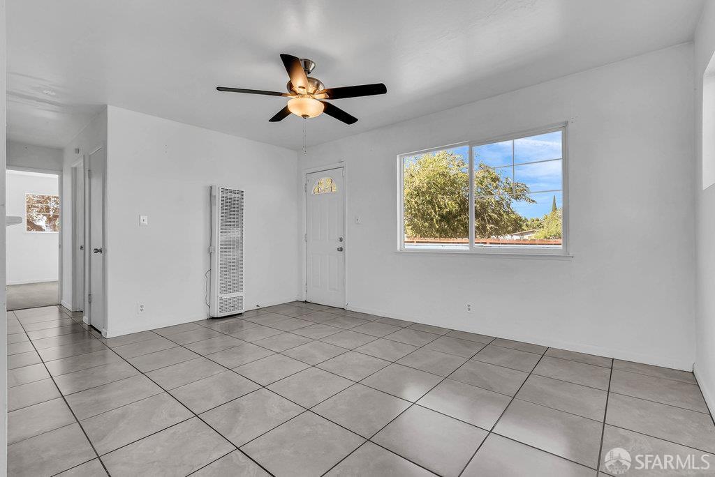 Pittsburg, California 94565, United States, 4 Bedrooms Bedrooms, ,2 BathroomsBathrooms,Residential,Pending,208895