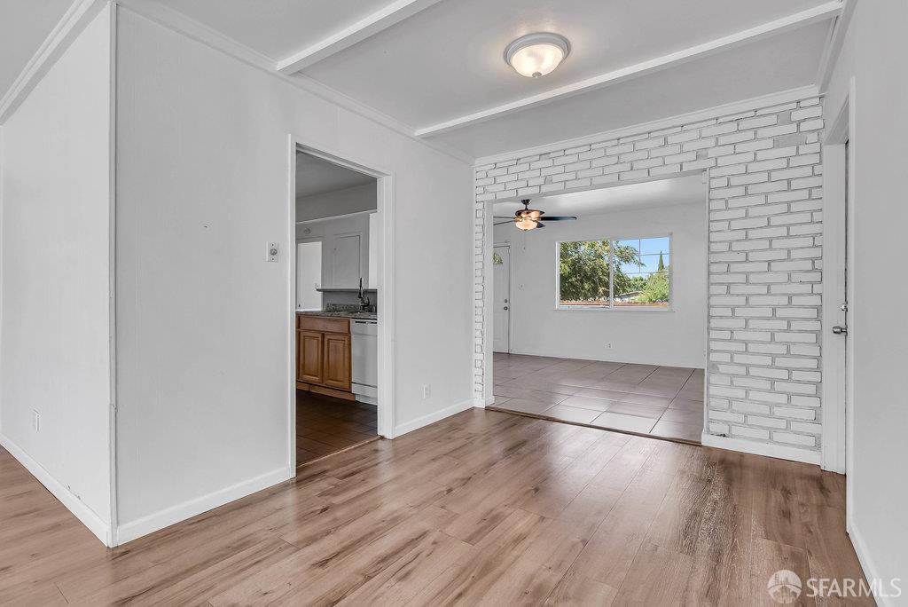 Pittsburg, California 94565, United States, 4 Bedrooms Bedrooms, ,2 BathroomsBathrooms,Residential,Pending,208895