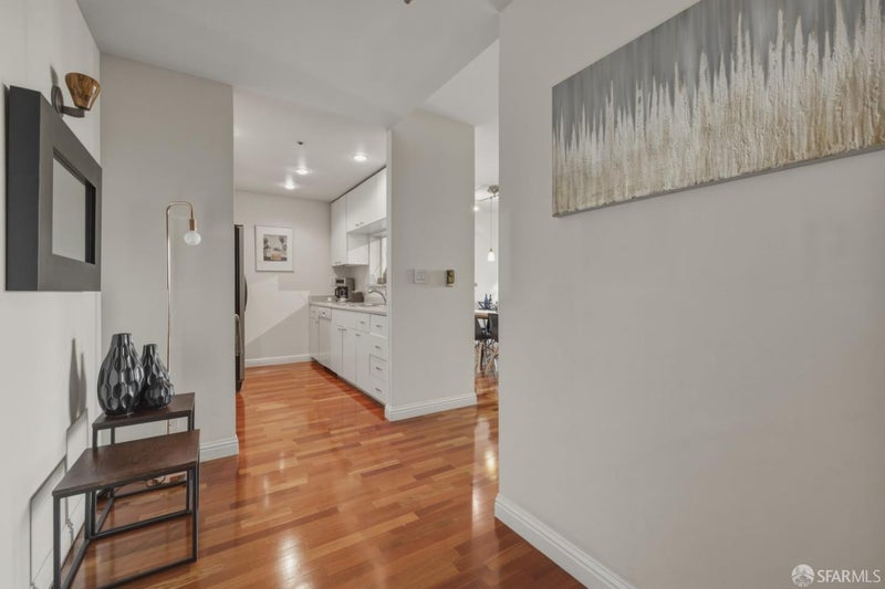 300 3rd Street 1211