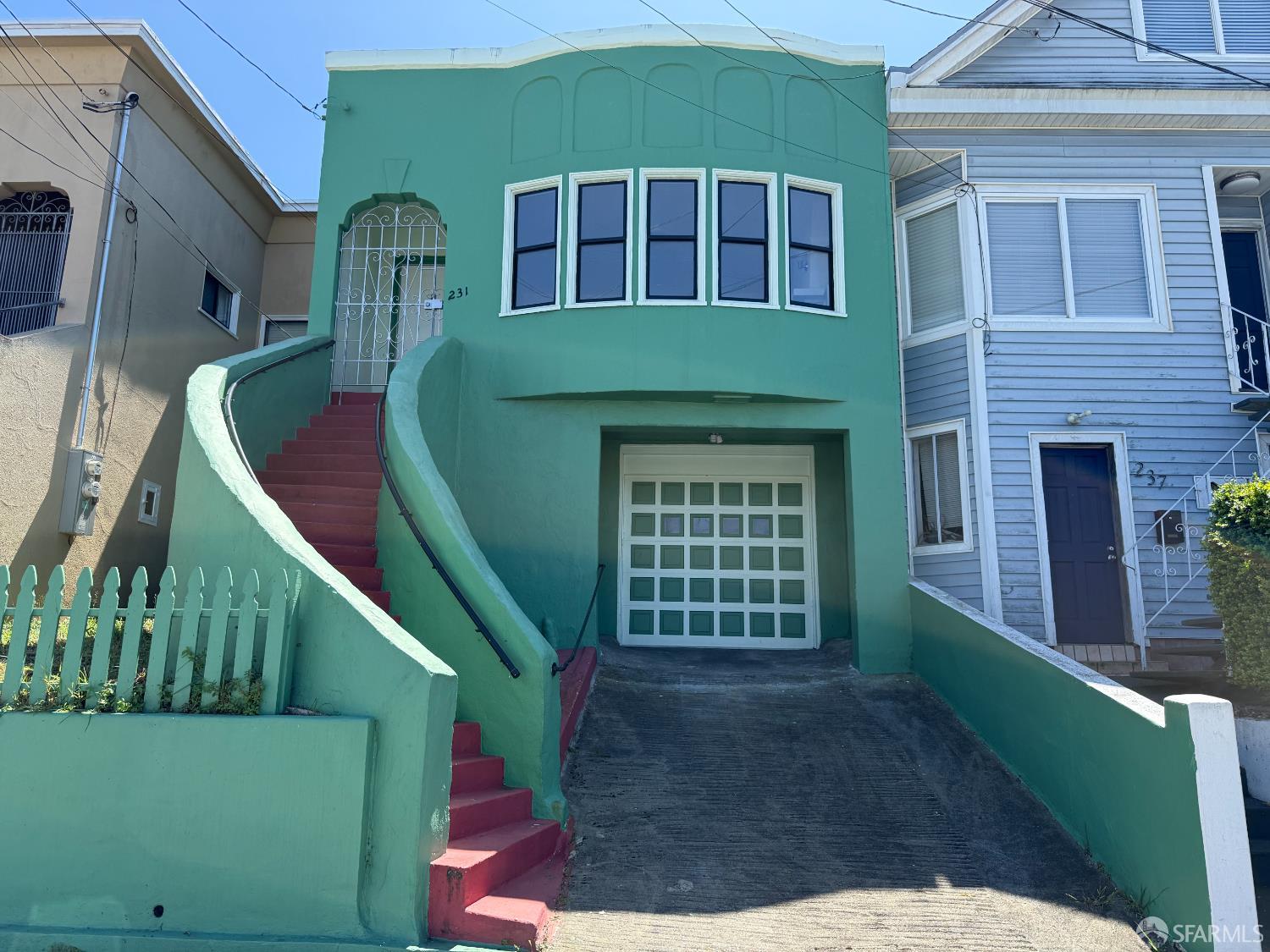 MLS: 426125433