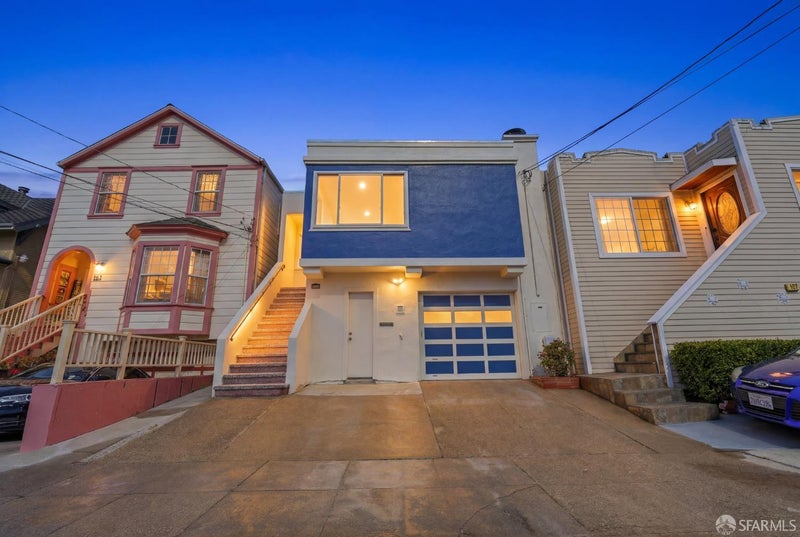 263 Miriam Street