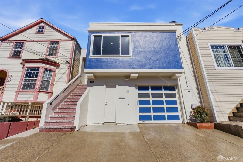 263 Miriam Street