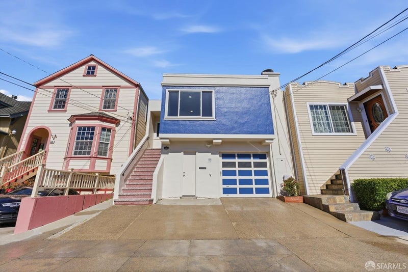 263 Miriam Street