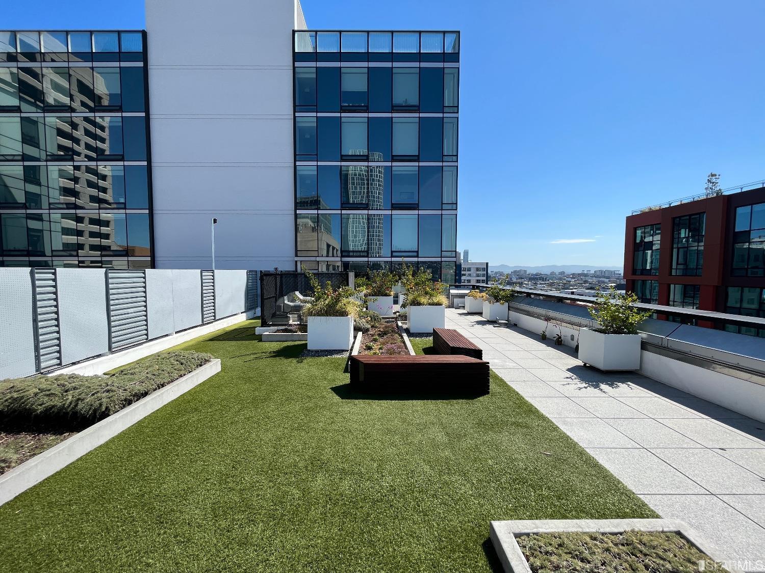 1400 Mission Street 1303