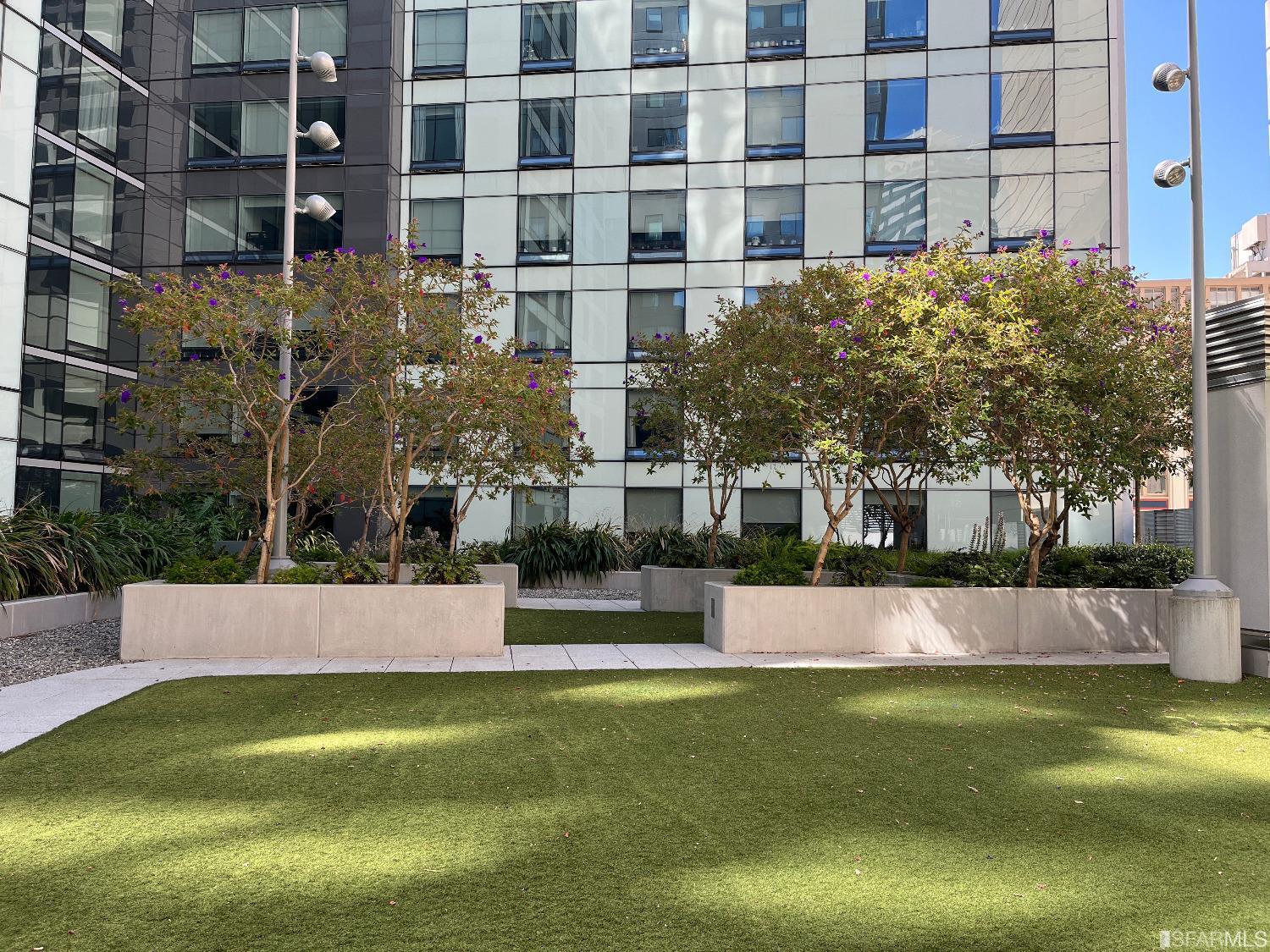 1400 Mission Street 1303