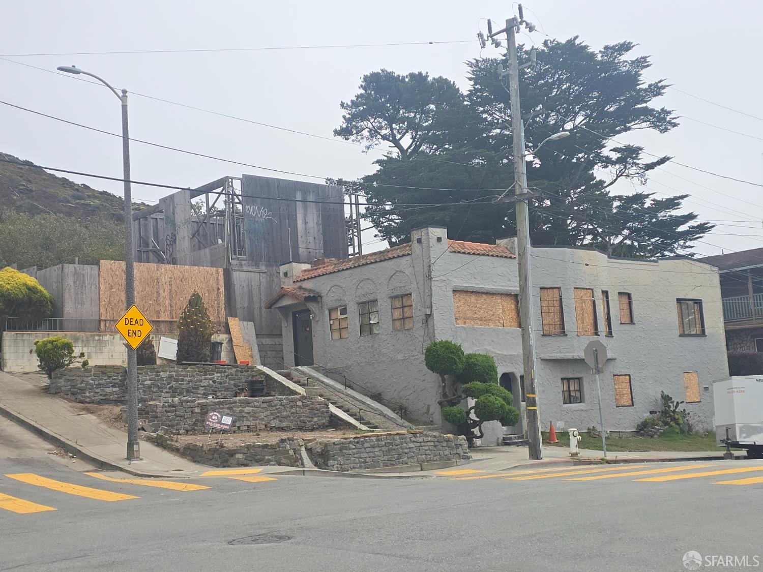 353 Rivera Street