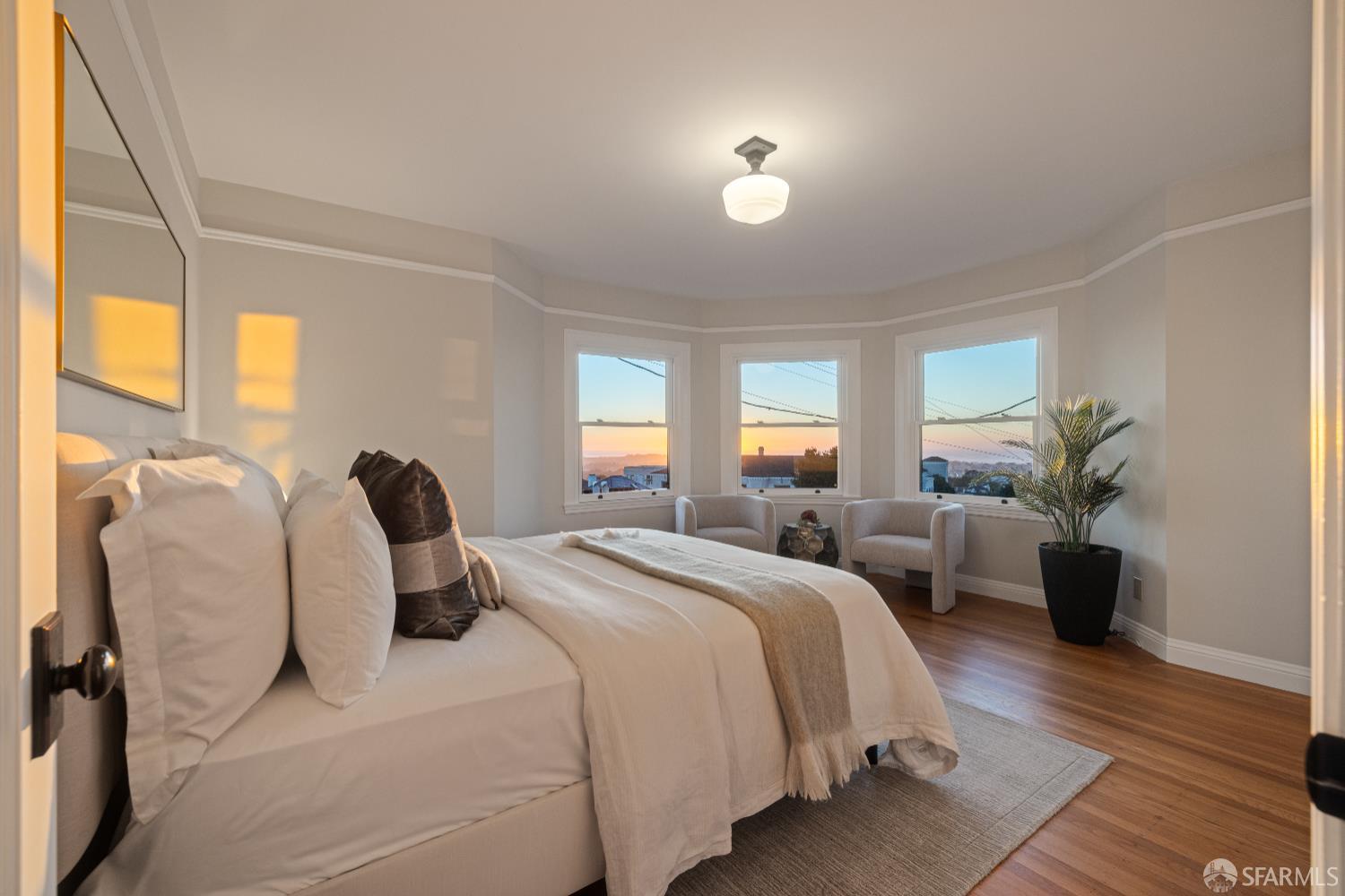 San Francisco, California 94127, United States, 4 Bedrooms Bedrooms, ,2 BathroomsBathrooms,Residential,Pending,232389