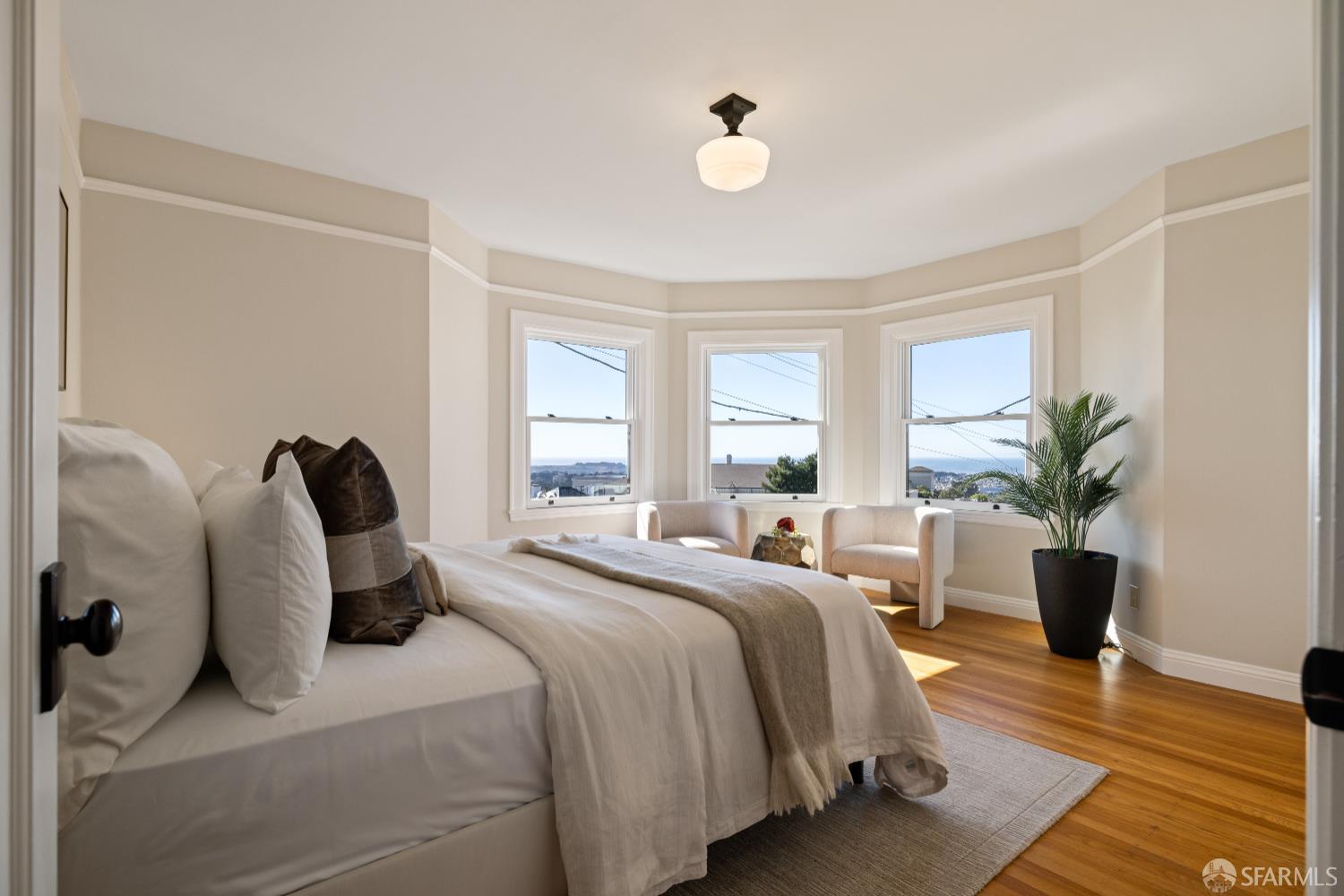 San Francisco, California 94127, United States, 4 Bedrooms Bedrooms, ,2 BathroomsBathrooms,Residential,Pending,232389