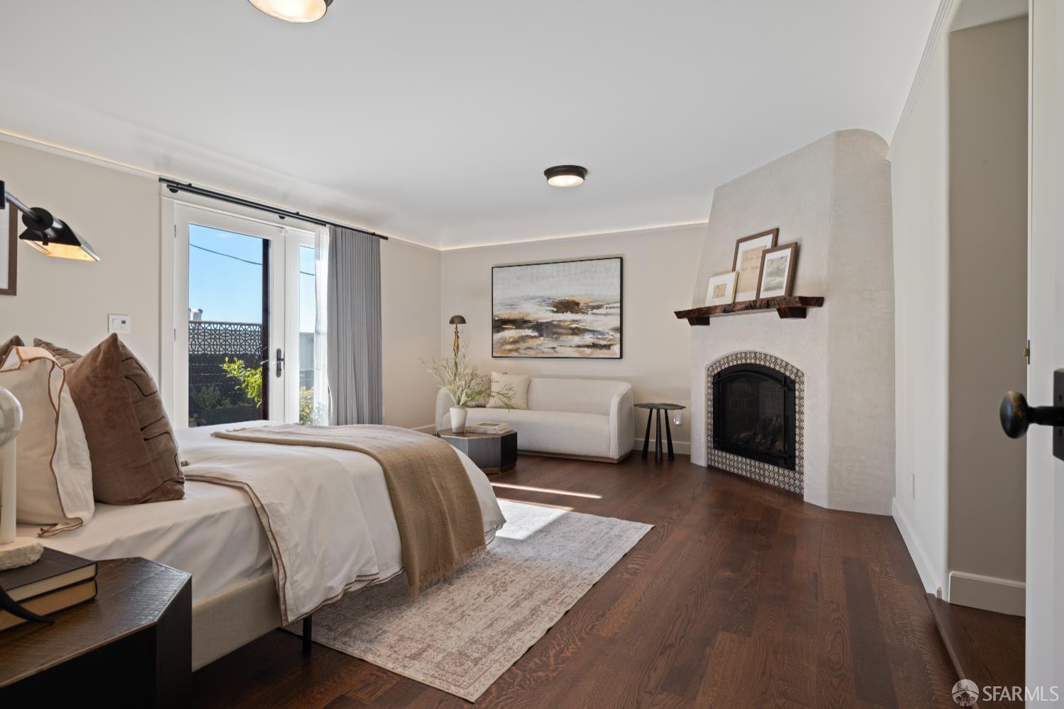 San Francisco, California 94127, United States, 4 Bedrooms Bedrooms, ,2 BathroomsBathrooms,Residential,Pending,232389