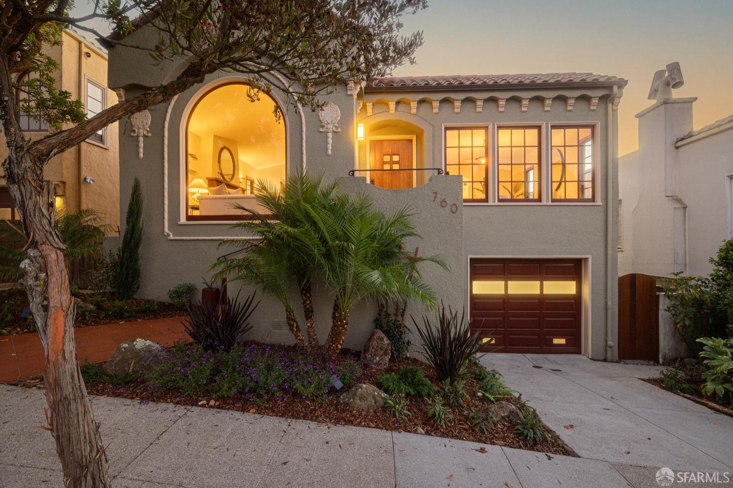 San Francisco, California 94127, United States, 4 Bedrooms Bedrooms, ,2 BathroomsBathrooms,Residential,Pending,232389