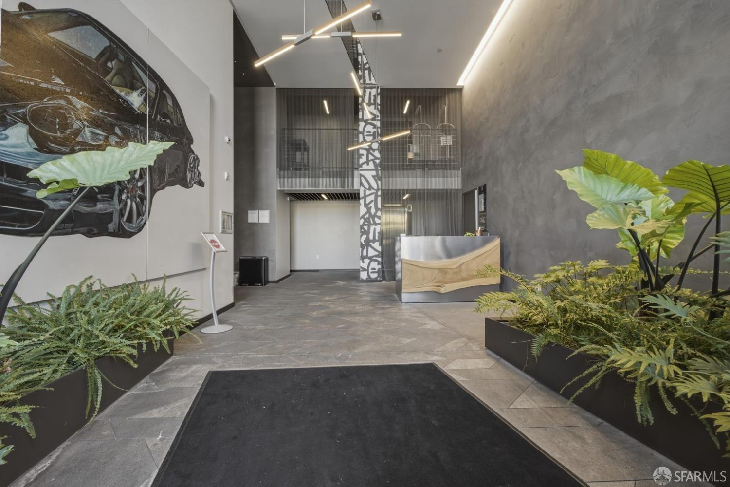 338 Potrero Avenue 806