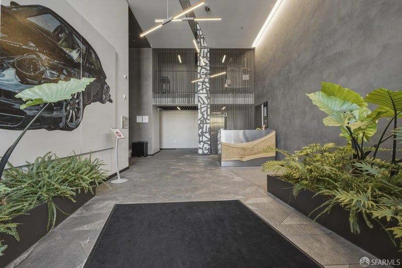 338 Potrero Avenue 806
