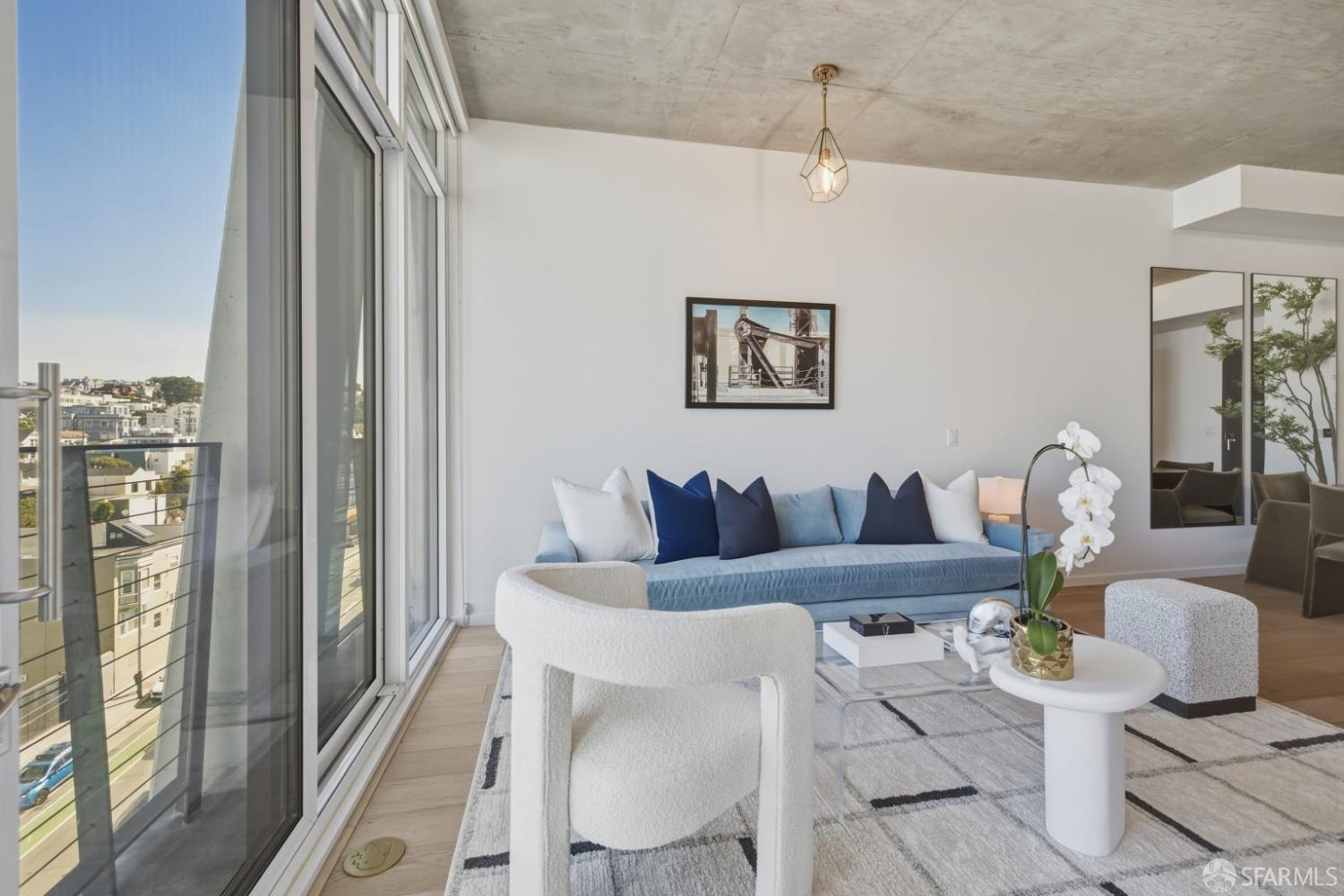 338 Potrero Avenue 806