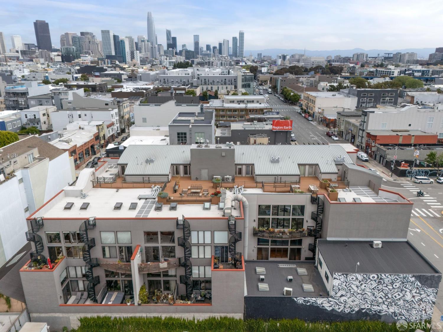 380 10th Street 10