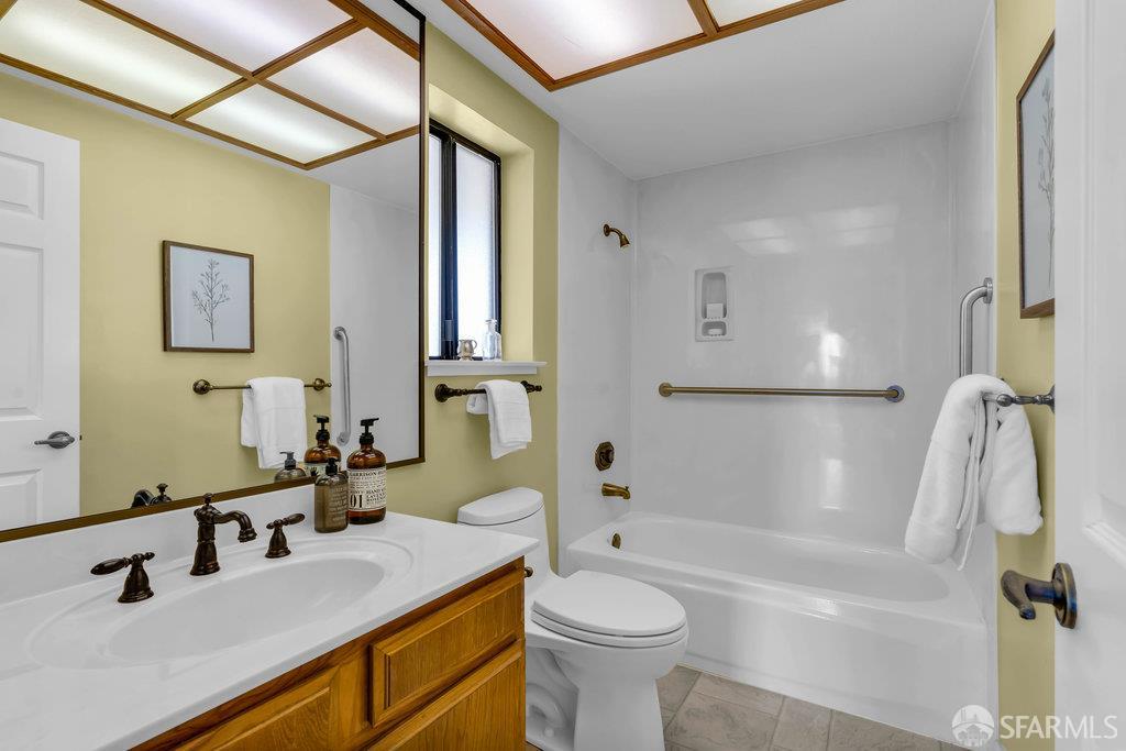 San Ramon, California 94583, United States, 4 Bedrooms Bedrooms, ,3 BathroomsBathrooms,Residential,Active,254073