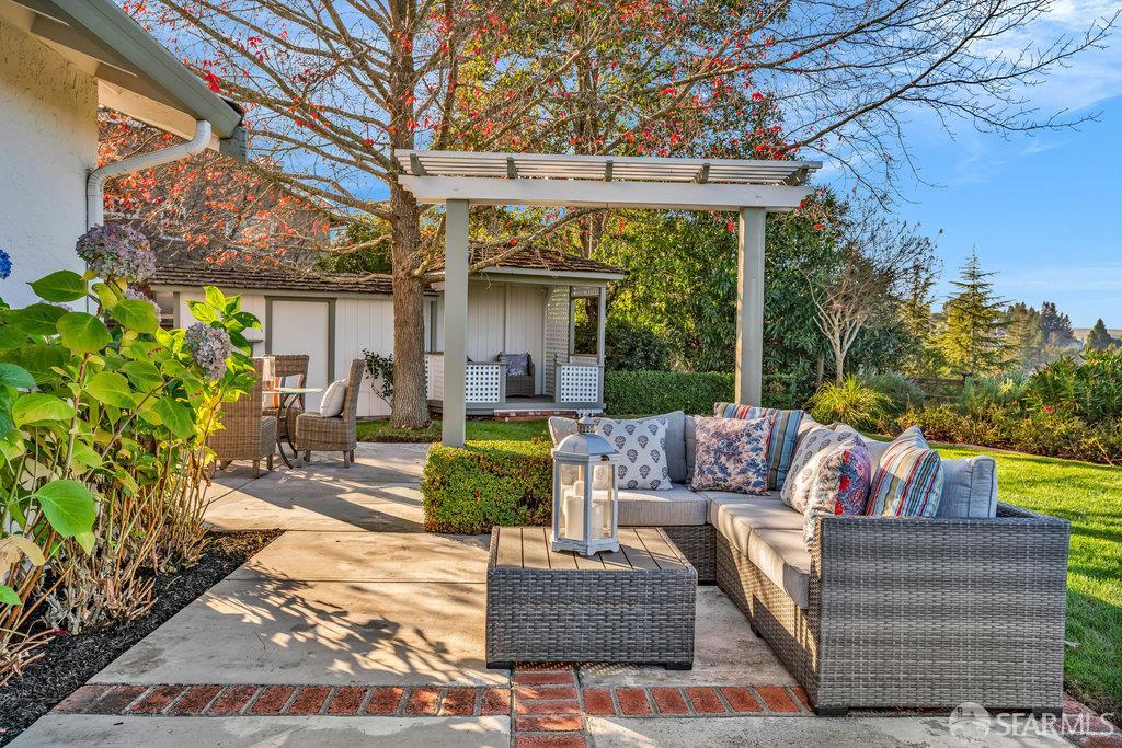 San Ramon, California 94583, United States, 4 Bedrooms Bedrooms, ,3 BathroomsBathrooms,Residential,Active,254073